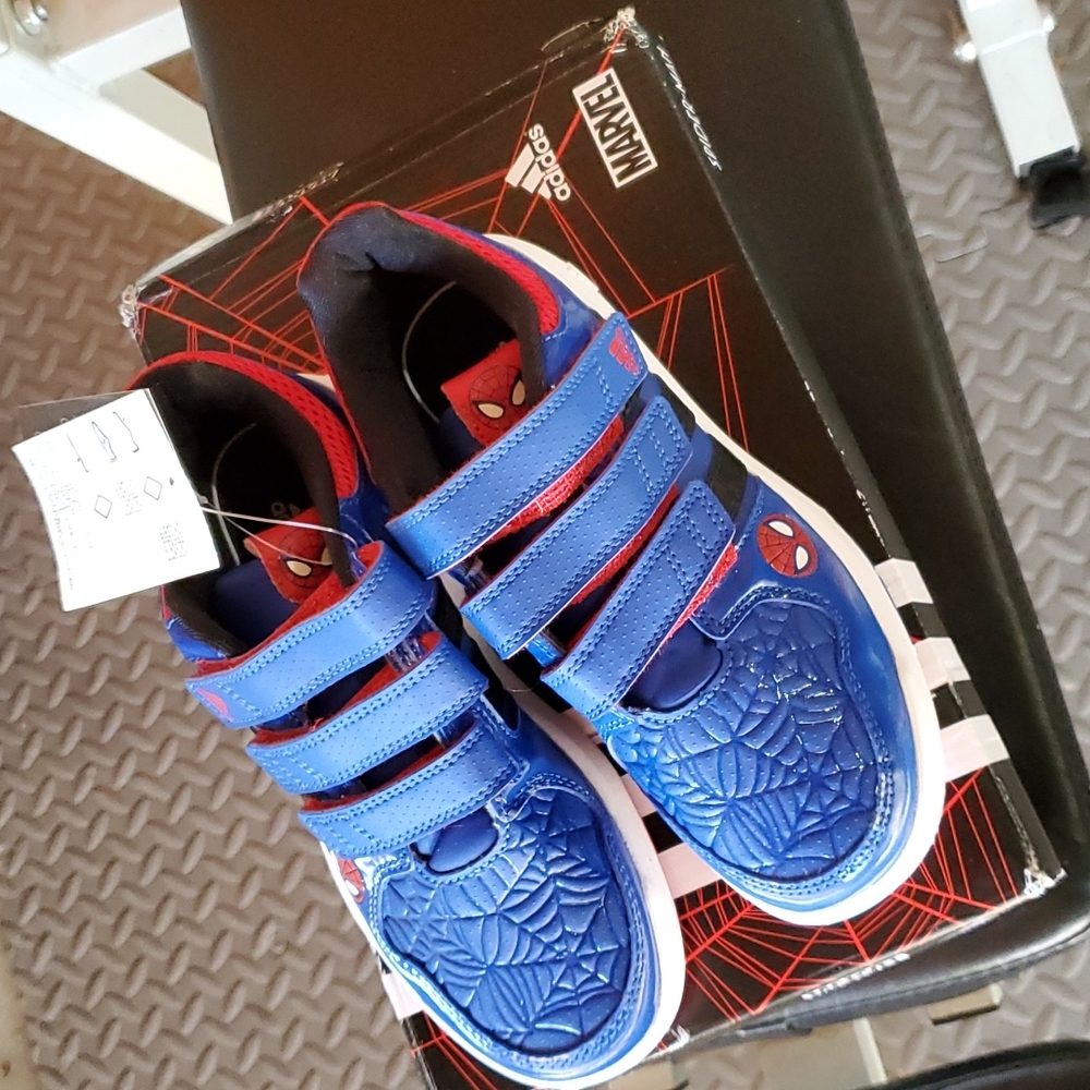 Adidas Spiderman